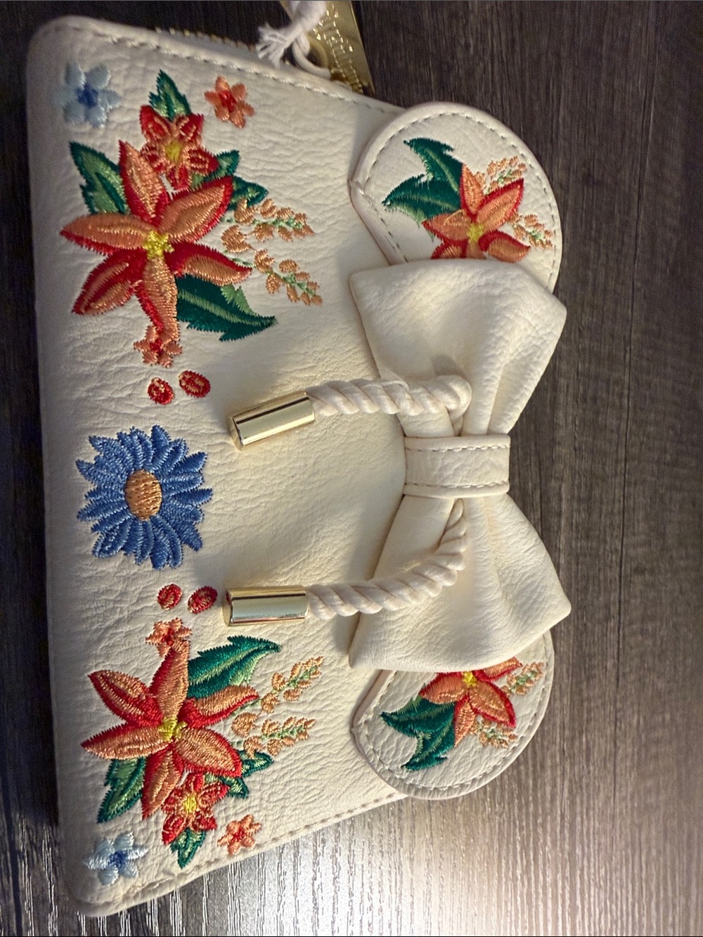 Disney Loungefly White Floral Embroidered Bow Wallet -NWT